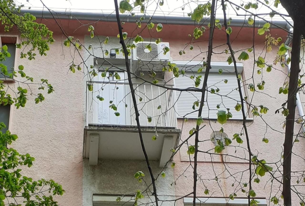 Admiral Apartman Makó Exterior foto